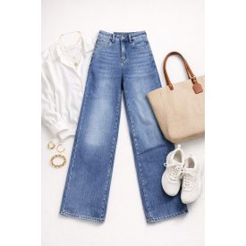 Claudia bélelt  farmer 